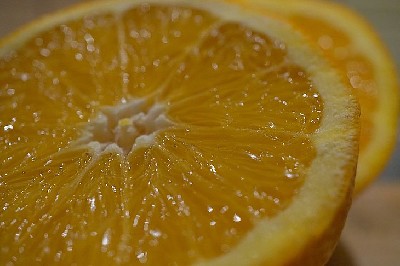 Разрезанный лимон