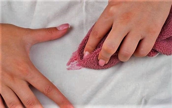 Выведения помады