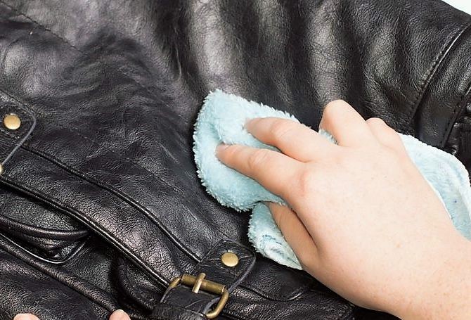 Чистка куртки мыльным раствором