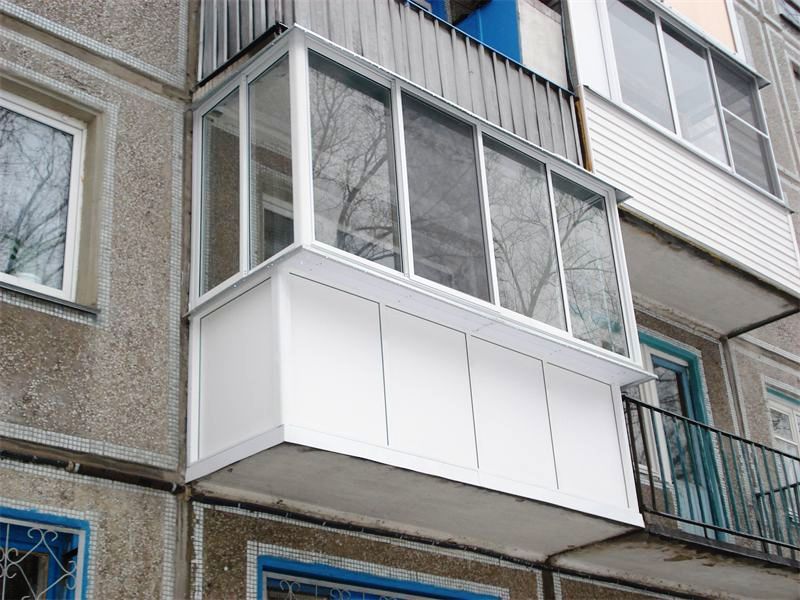 Балкон