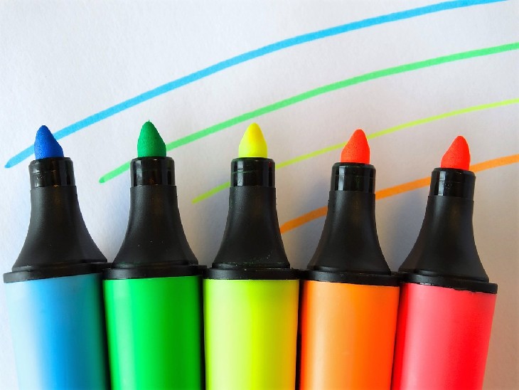 Пятна от фломастера на одежде