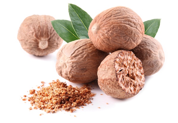 Мускатний горіх: як вживати, склад і калорійність, властивості ...